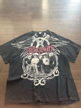 Aerosmith World Tour 2010 Concert T-Shirt